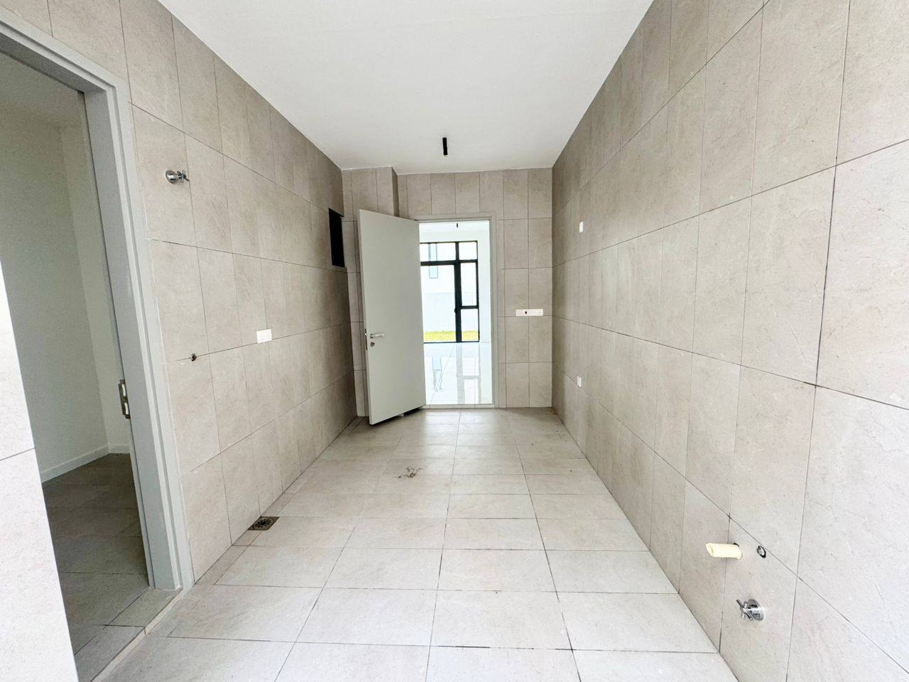 Luxury Bungalow At Twin Palms Kajang - photo 8