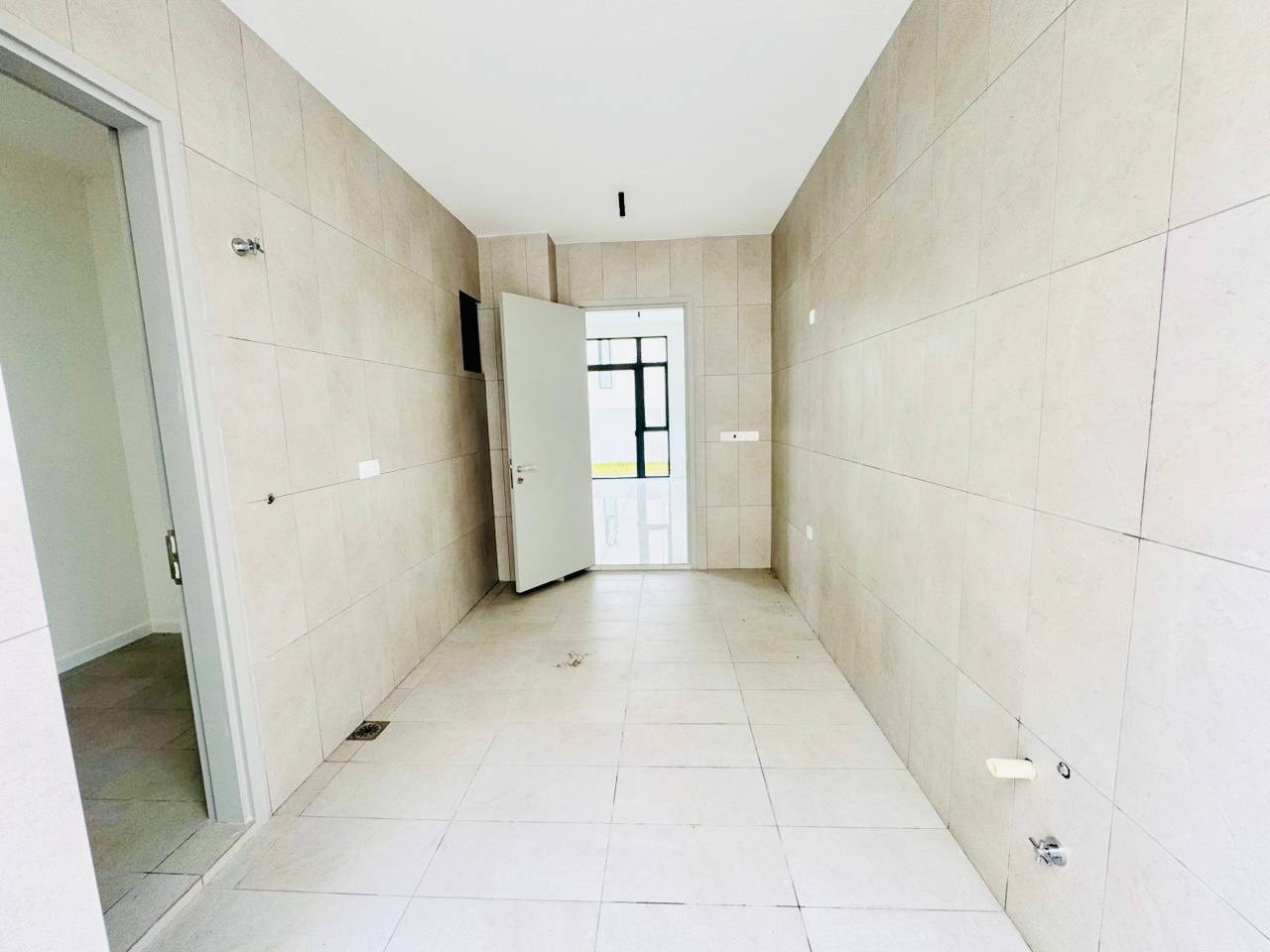 Luxury Bungalow At Twin Palms Kajang - photo 13