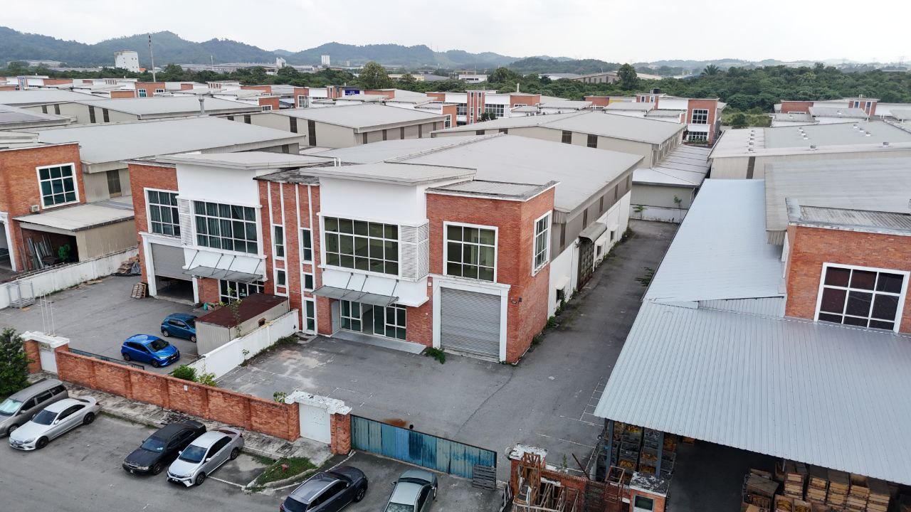 Gated Guarded Semi D Factory Rawang - photo 4