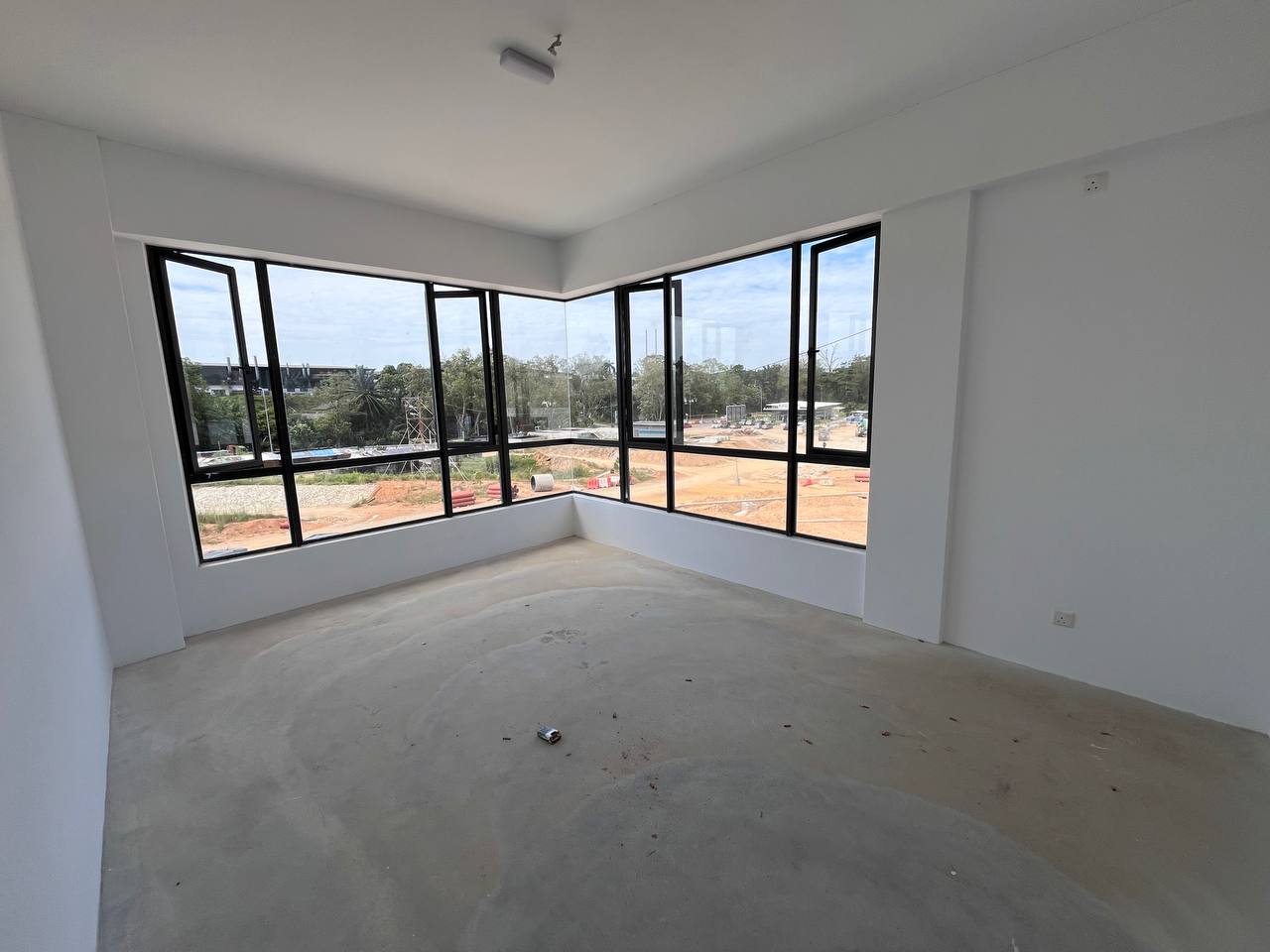 Semi D Brand New Factory in Senawang - photo 3