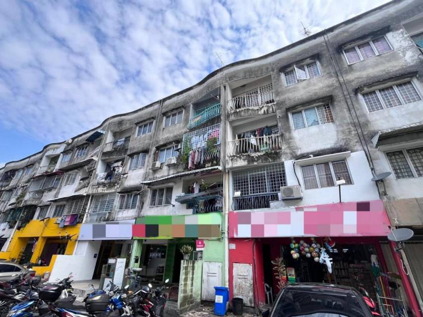 Retail Space Taman Cahaya Ampang - photo 2