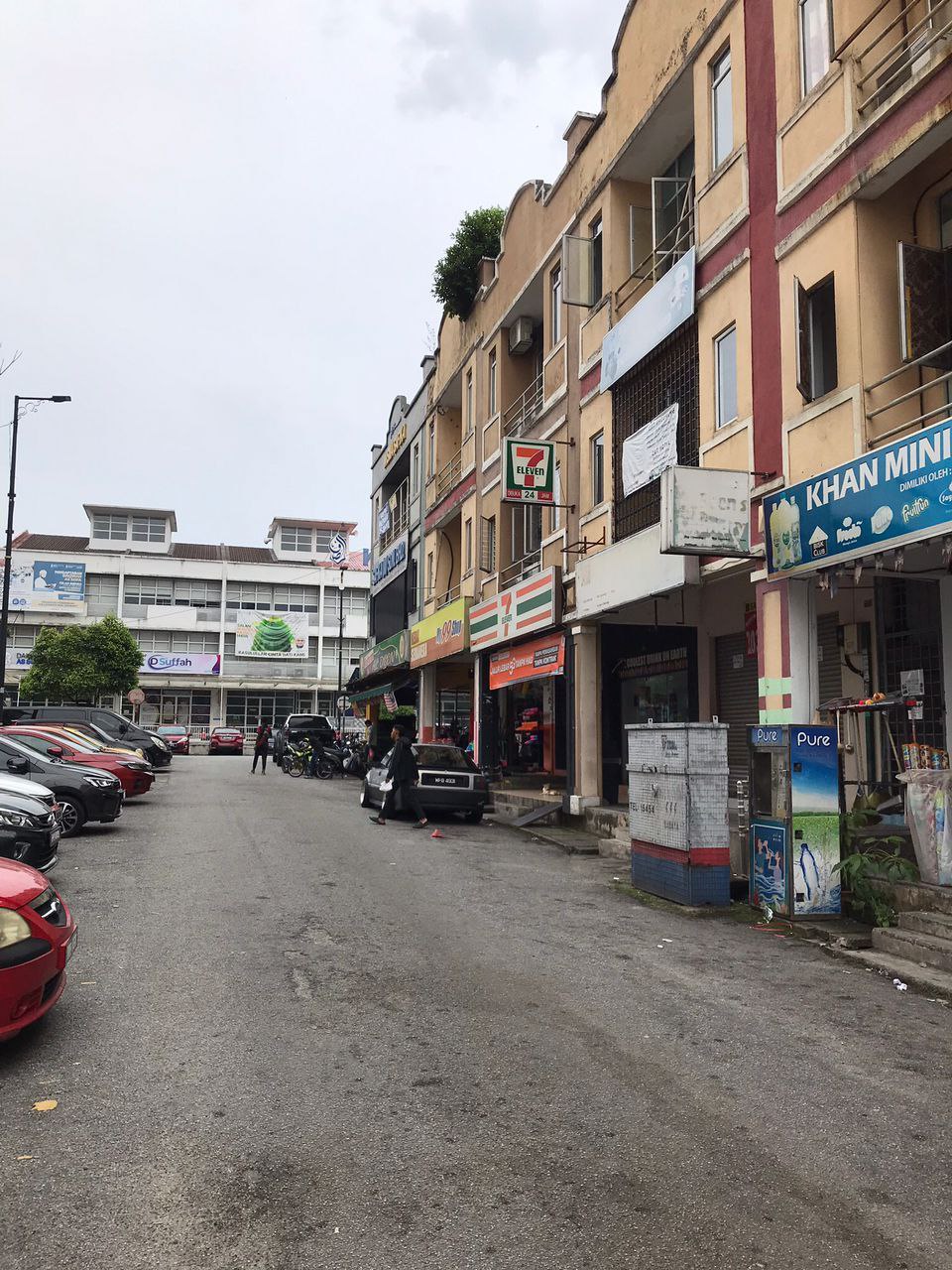 3 Storey Shoplot Taman Dato Ahmad Razali Ampang - photo 4