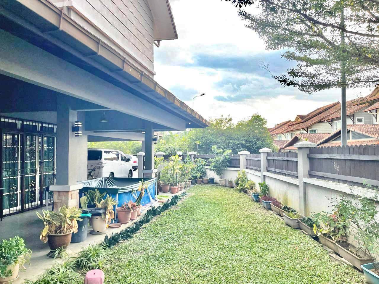 Corner Lot Semi D Avenue Lake Valley Cheras - photo 8
