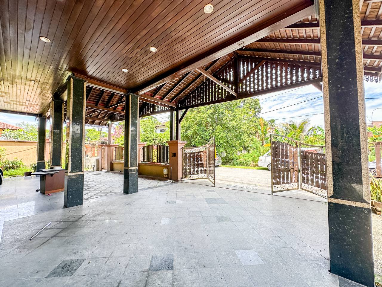 2 Storey Bungalow Ampang Utama - photo 4