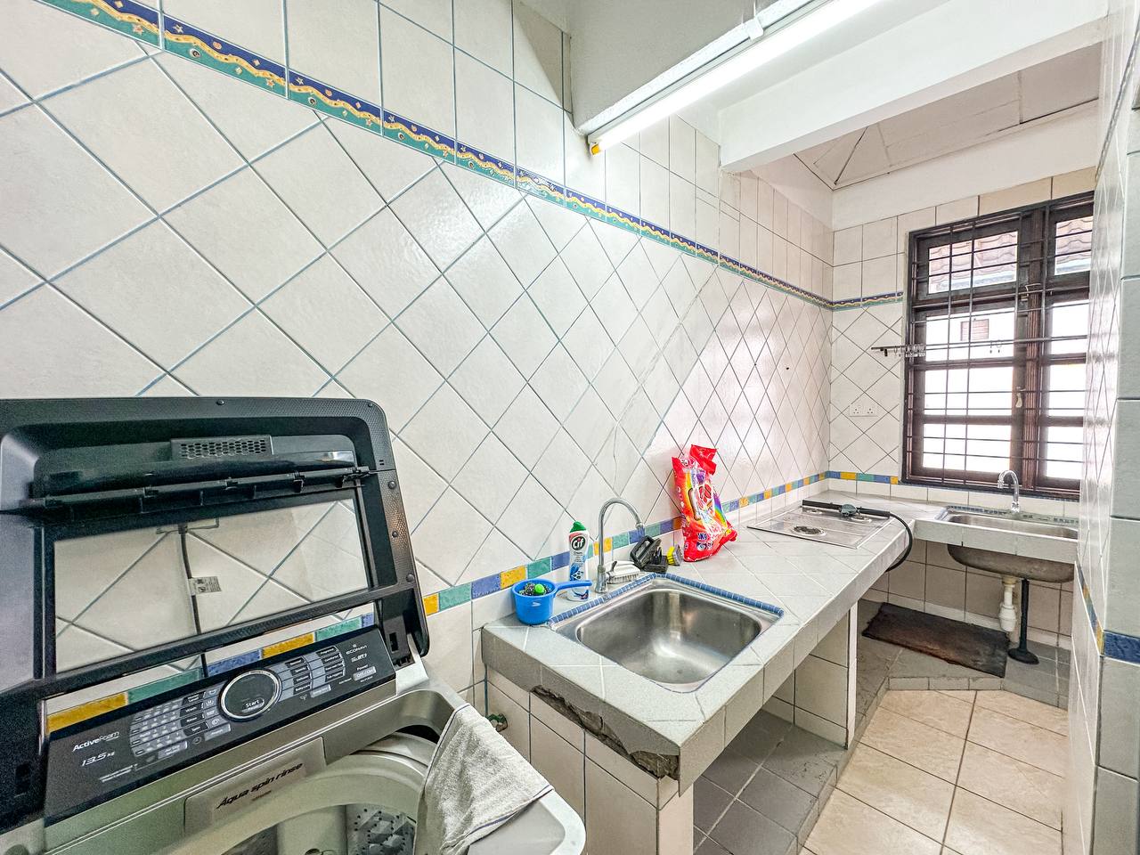End Lot 2 Sty Teres Jalan Nova U5 Subang Bestari - photo 11