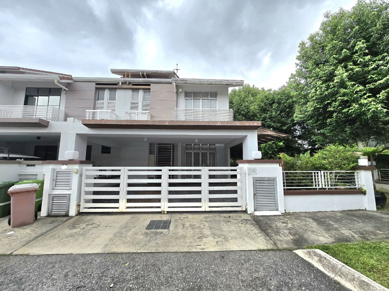 End Lot Unit 2 And Half Sty Presint 16 Putrajaya