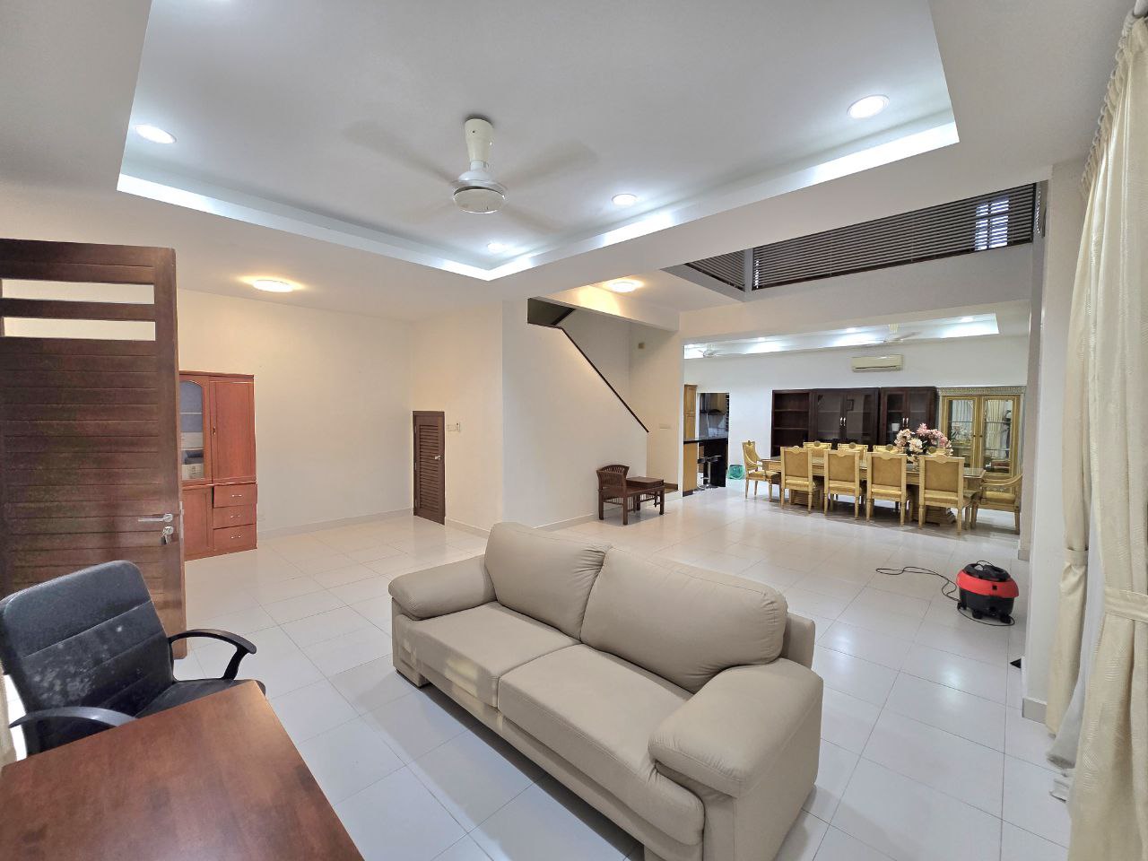 End Lot Unit 2 And Half Sty Presint 16 Putrajaya - photo 6