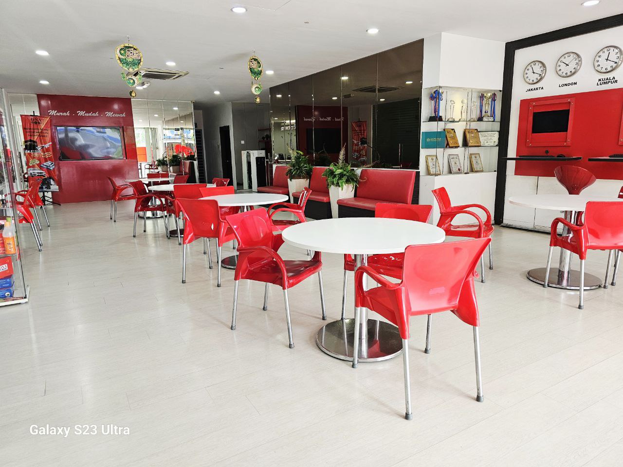 3 Sty Shop Retail City Garden Commercial Centre - photo 6