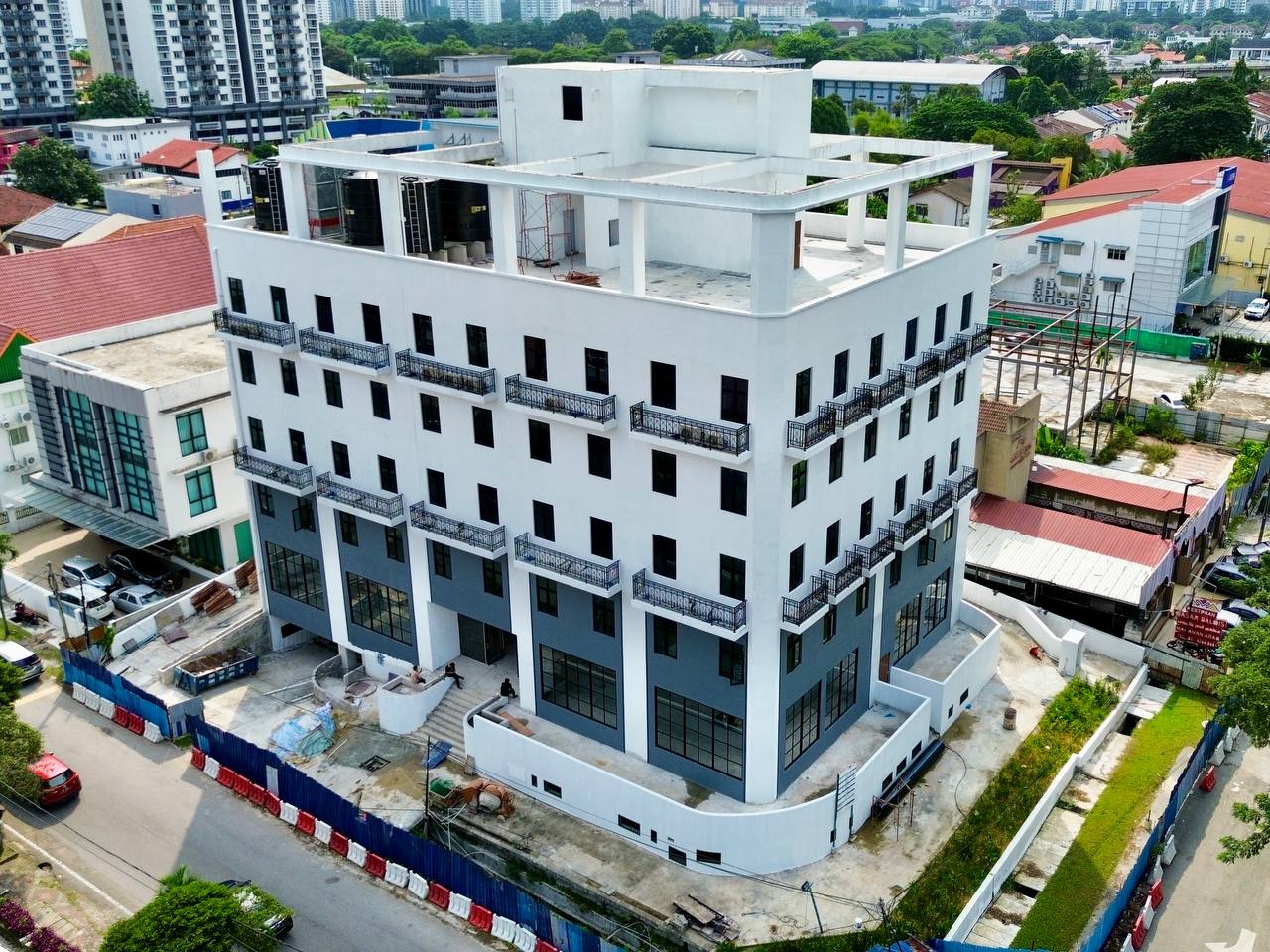 6 Sty Shoplot Hotel Taman Ampang Utama