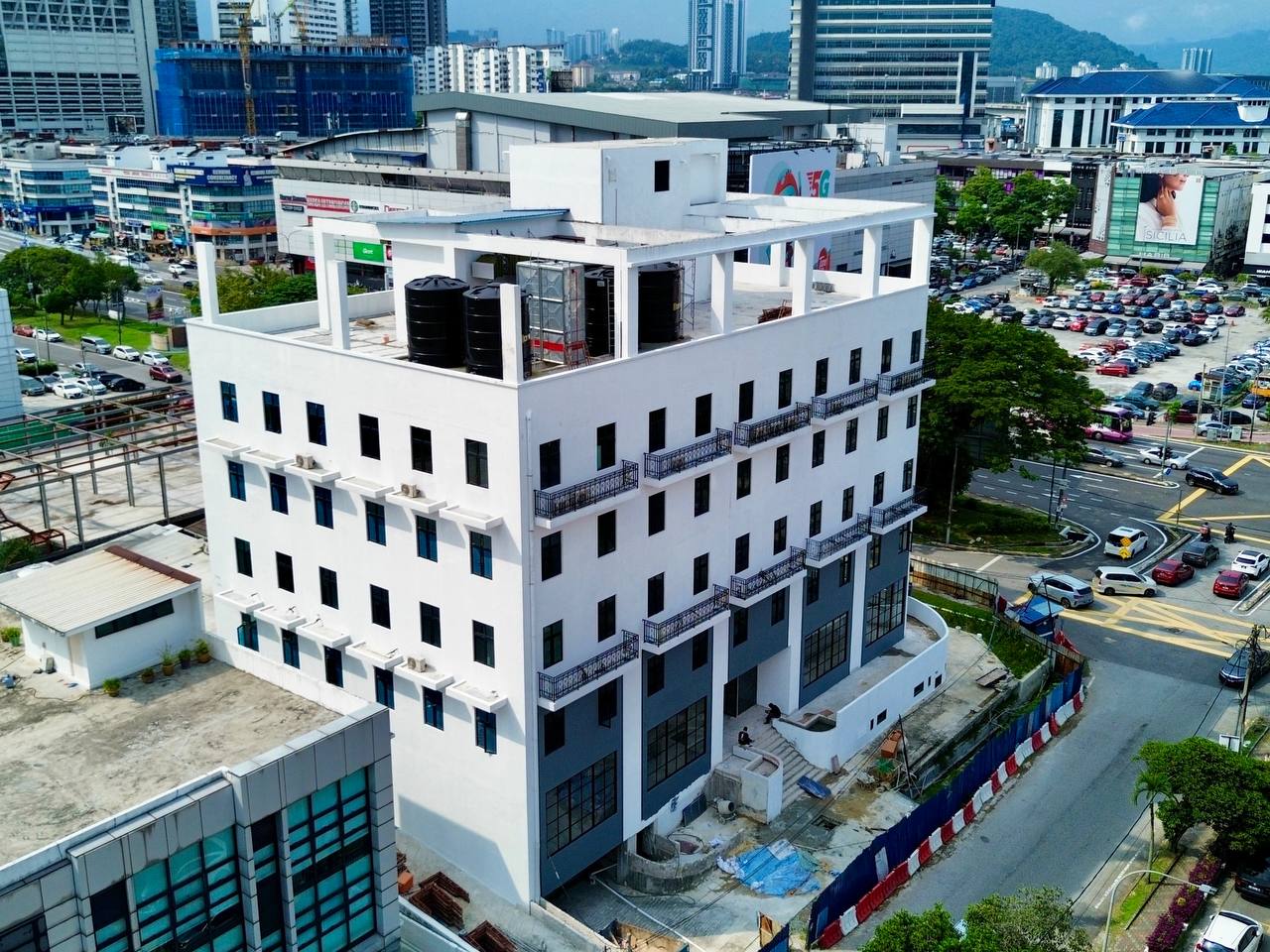 6 Sty Shoplot Hotel Taman Ampang Utama - photo 4