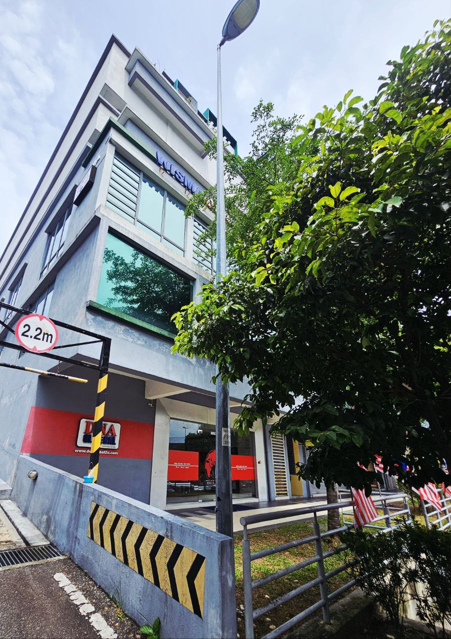 3 Sty Shop Retail City Garden Commercial Centre - photo 2
