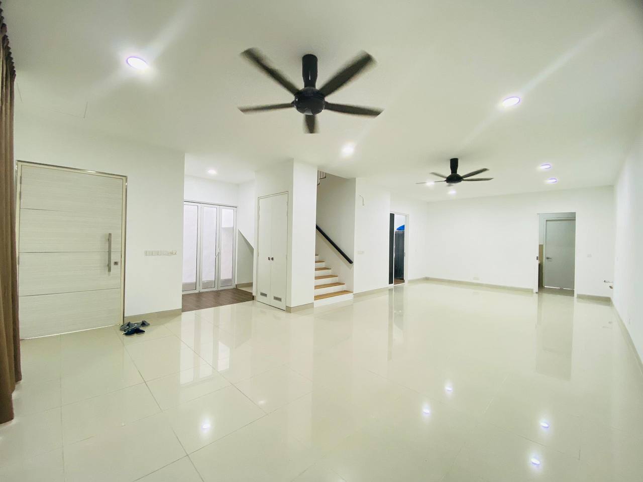 2 And Half Sty Hyperlink Duta Villa Putrajaya - photo 3