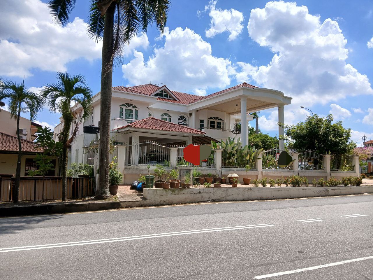 Corner Bungalow TTDI Jalan Aminuddin Baki KL - photo 3