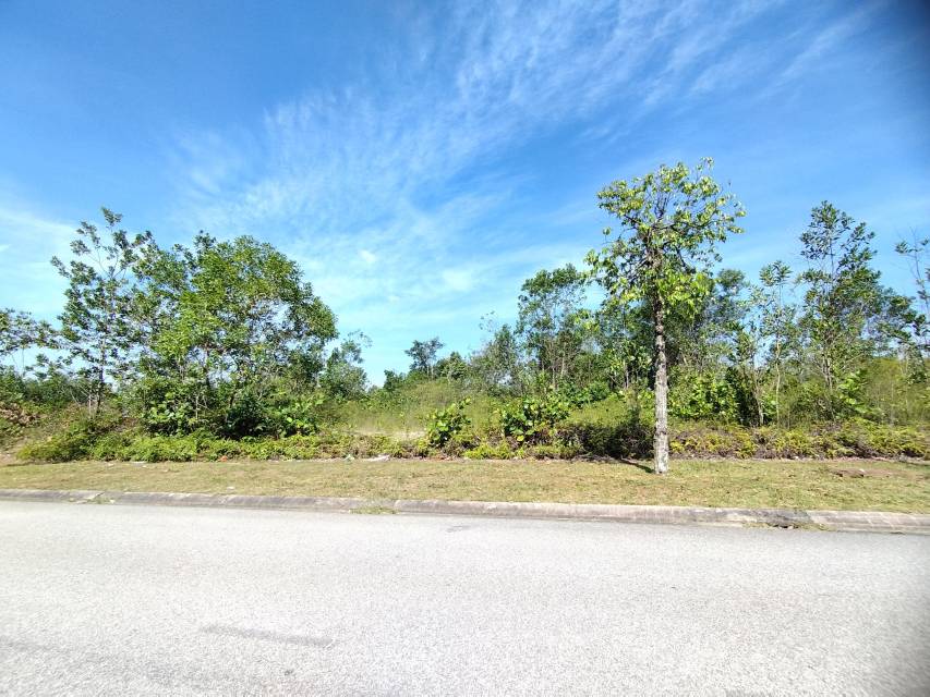 Tanah Lot Banglo Seksyen 7 Kajang - photo 2