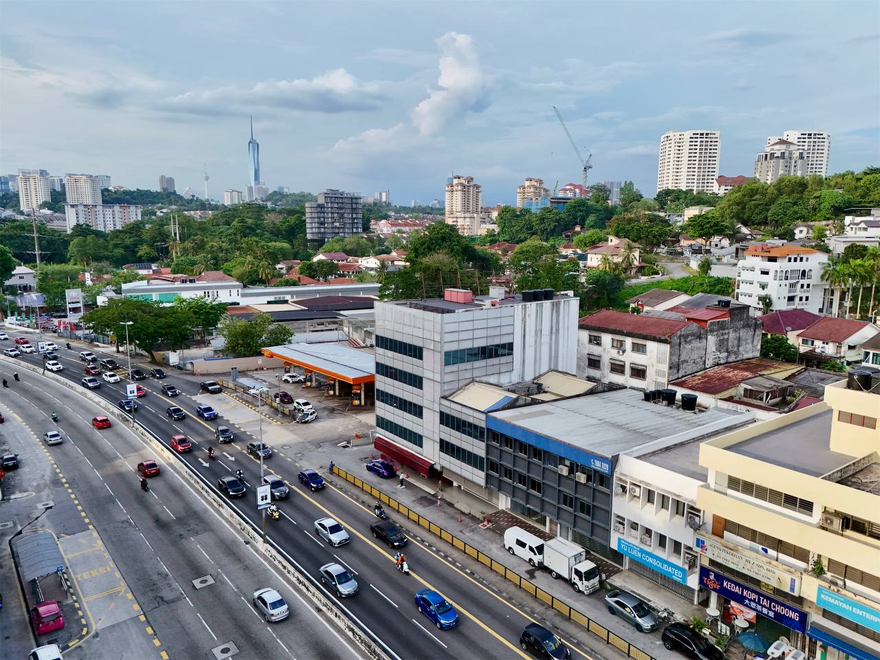 3 Storey Office Lot Jalan Klang Lama KL - photo 3