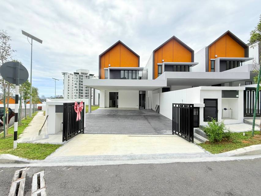 3 Storey Superlink House Desa Melawati KL