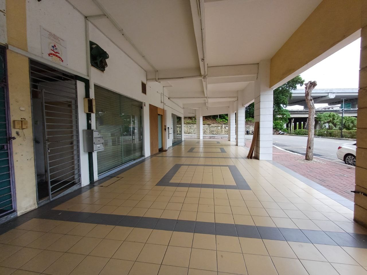 3 Storey Shop Office Sunsuria Avenue Damansara - photo 4