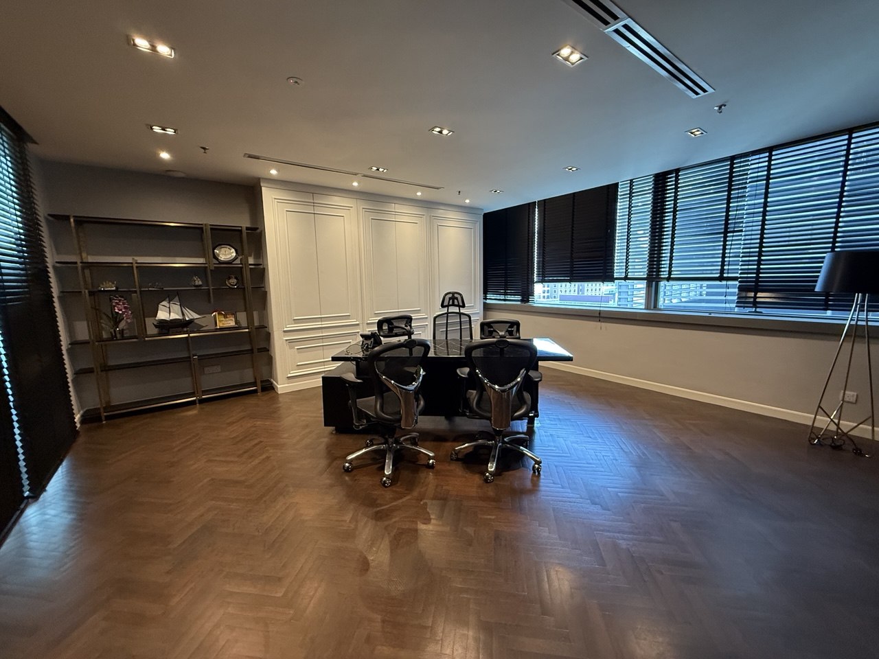 KL Eco City Boutique Office Tower For Rent - photo 7