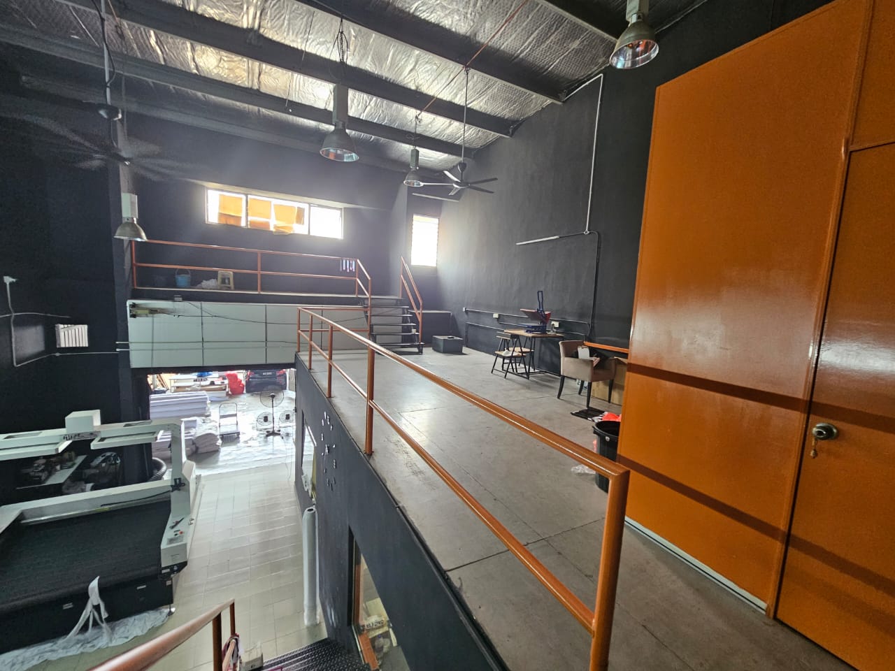 1 And Half Sty Teres Factory Glenmarie Shah Alam - photo 2