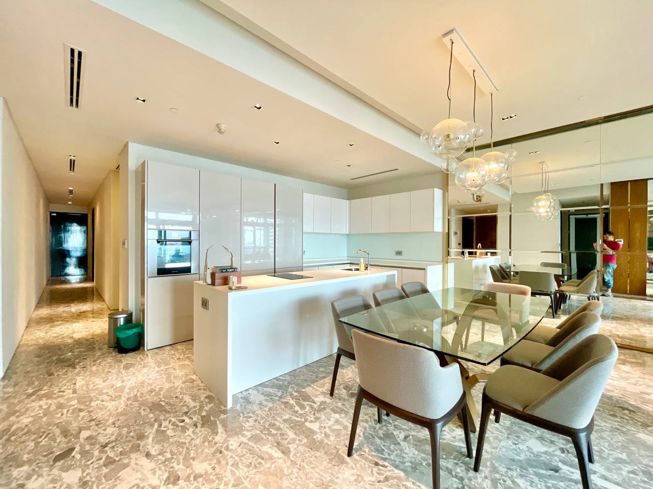 Luxury Four Seasons Residence KLCC
