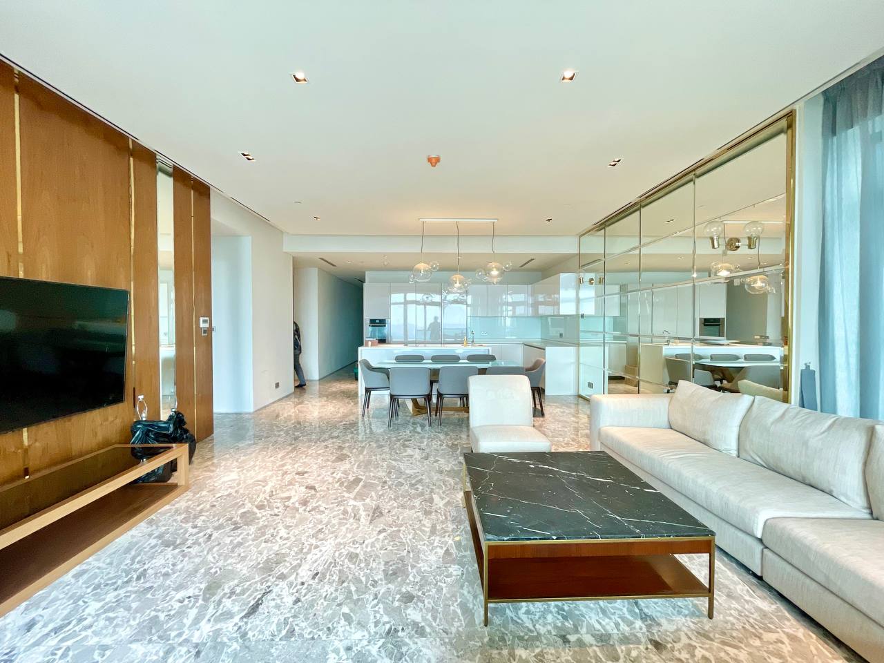 Luxury Four Seasons Residence KLCC - photo 3