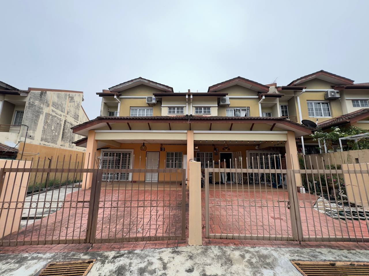 2 Storey Teres Bandar Tun Hussein Onn Cheras - photo 1