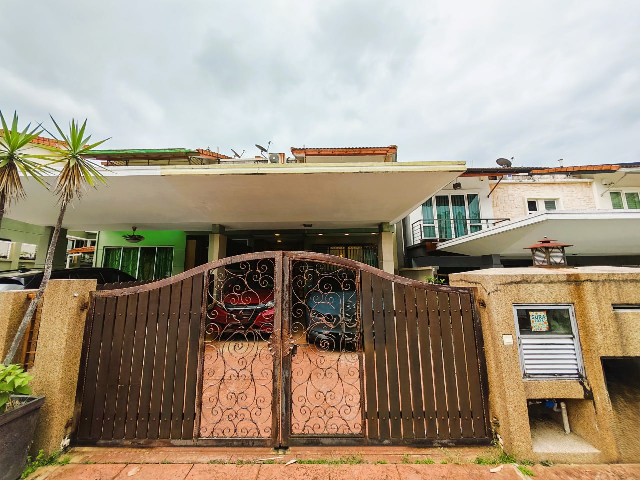 2 And Half Storey Superlink Sering Ukay