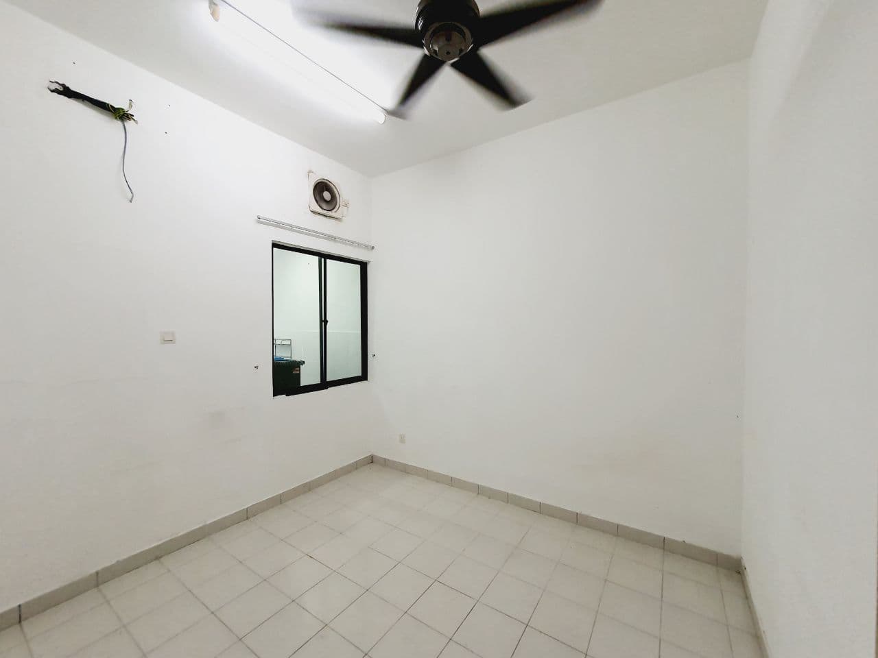 Vacant 4R3B Putra Impiana Terrace House Puchong - photo 5