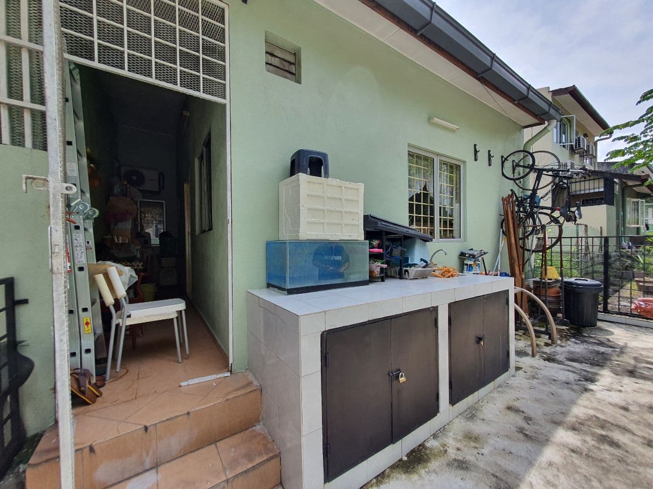Renovated 2 Sty Terrace 5R3B Seri Kembangan - photo 10