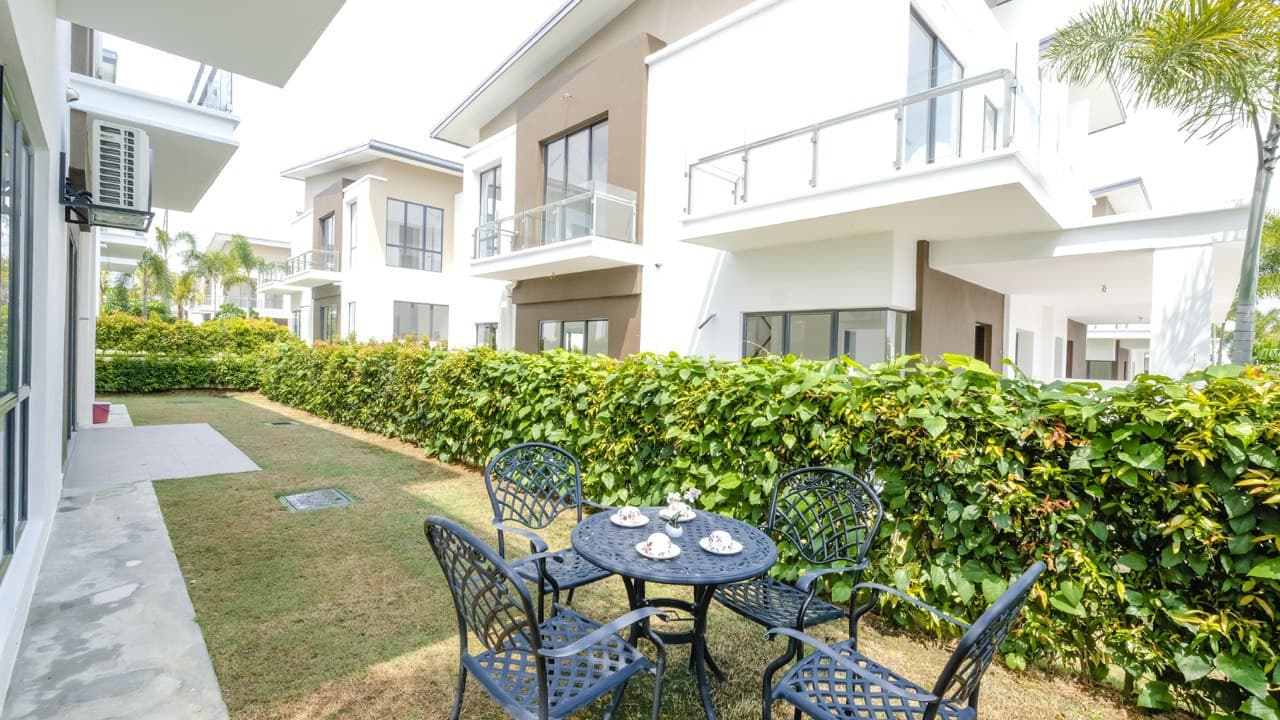 FREEHOLD SEMI-D DIAMOND CITY, SEMENYIH - photo 10