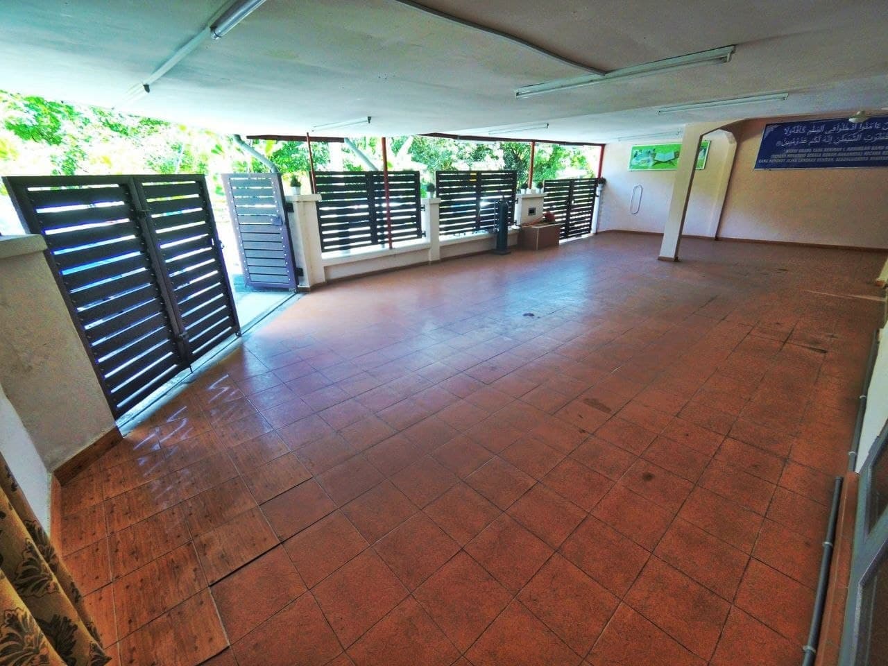 Dont Miss Out Double Storey Terrace Corner Unit - photo 2