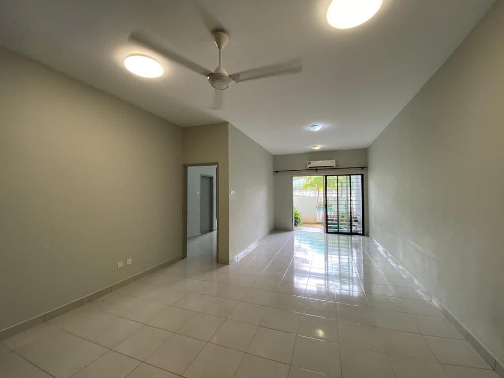 GROUND FLOOR FACING POOL Ivory Residence Condo