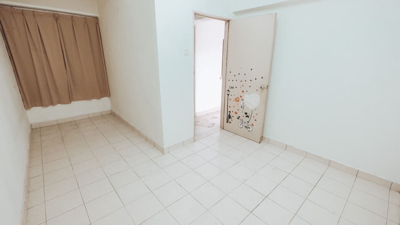 Unit Besar untuk dijual di Madu Mas Apartment - photo 8