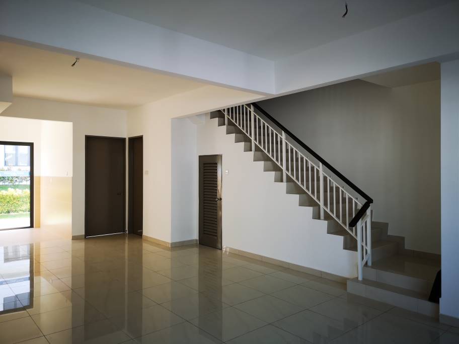 Freehold Vacant Double Storey Terrace in Semenyih - photo 3