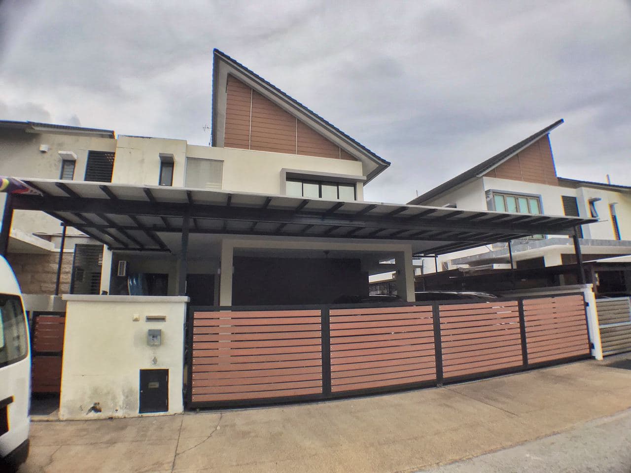 Fully Renovated Double Storey Semi-D in Bangi