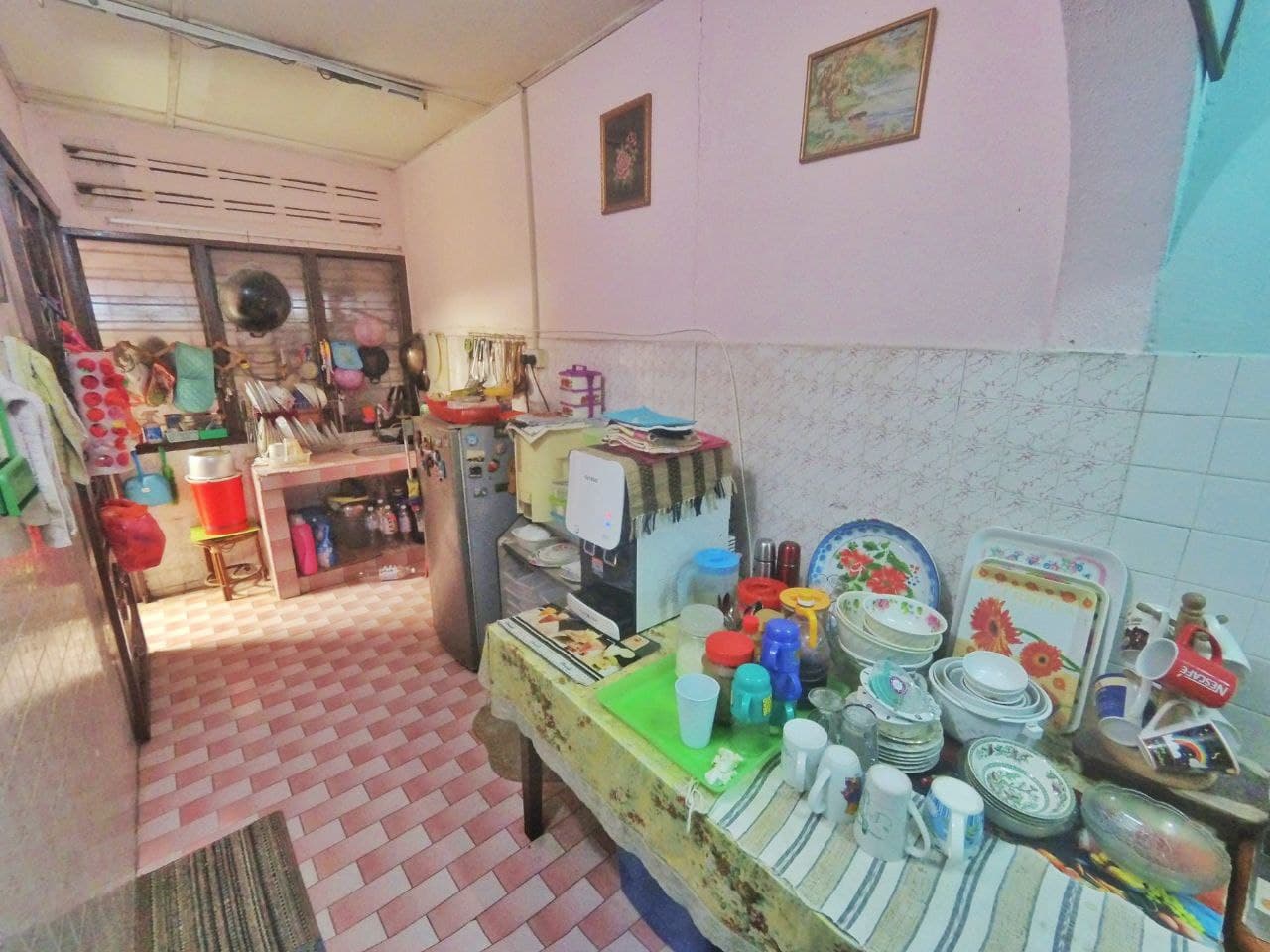 Vacant Single Storey 3R2B Taman Serdang Jaya - photo 8