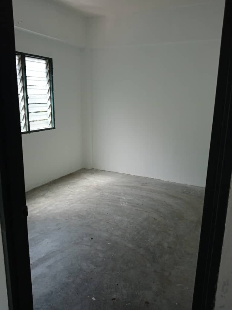 PANGSAPURI BLOK L TAMAN KAJANG UTAMA FASA 8 - photo 8