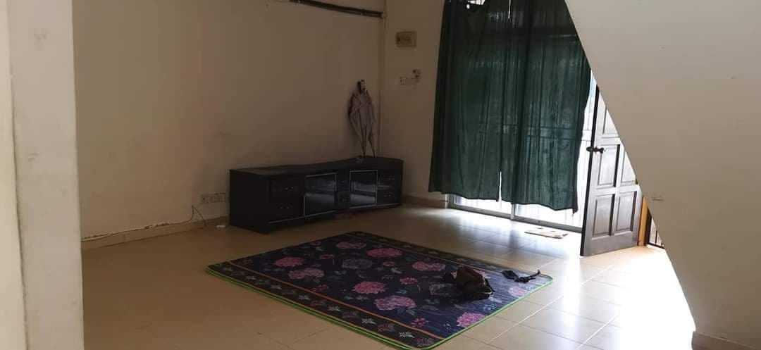 Taman Bunga Raya, Salak Tinggi, Sepang - photo 5