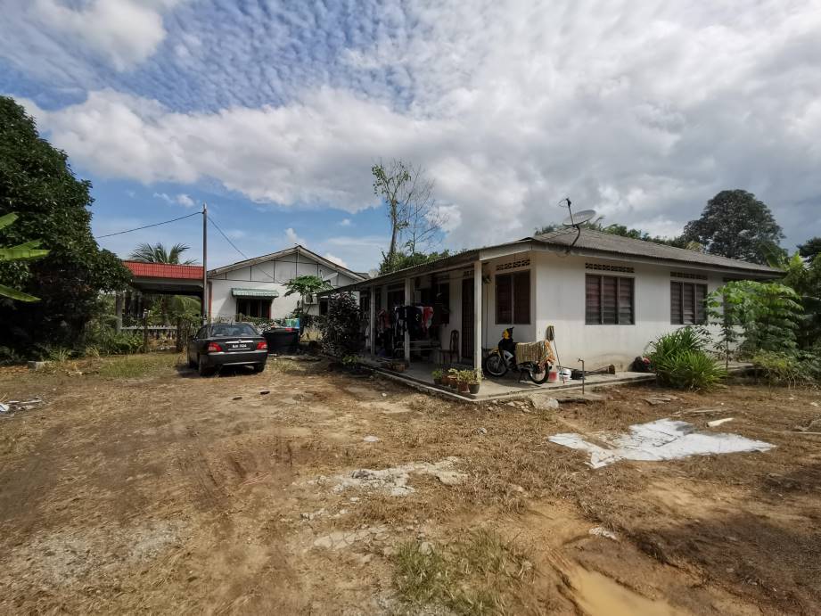 Banglo Setingkat Kg Felda LBJ, Labu Seremban - photo 8