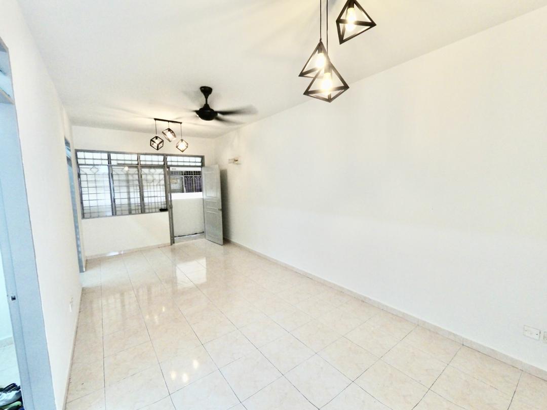 MENTARI COURT APARTMENT BANDAR SUNWAY - photo 2