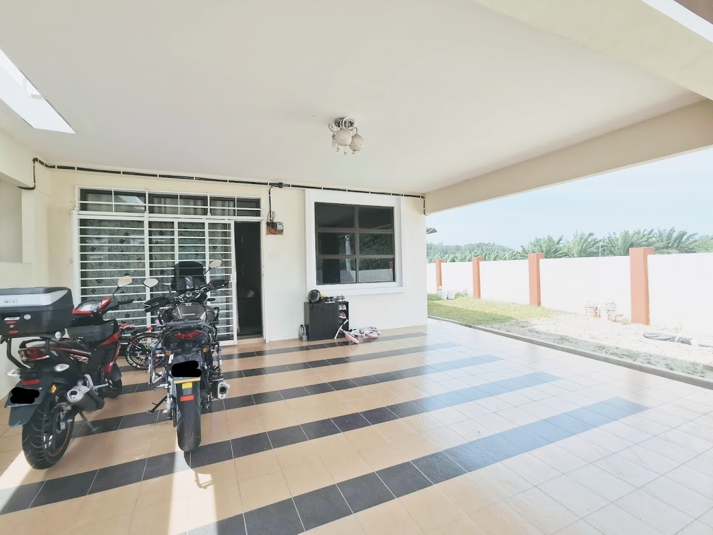 Seremban Taman Nusa Intan Corner Lot Teres - photo 4