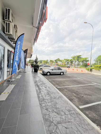 VERSIS Batu Pahat - photo 3