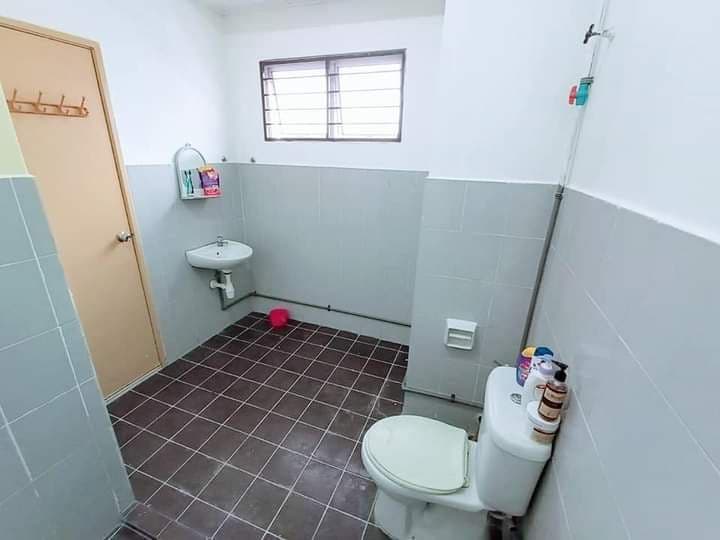 Taman Anggerik Emas, Kajang - photo 13