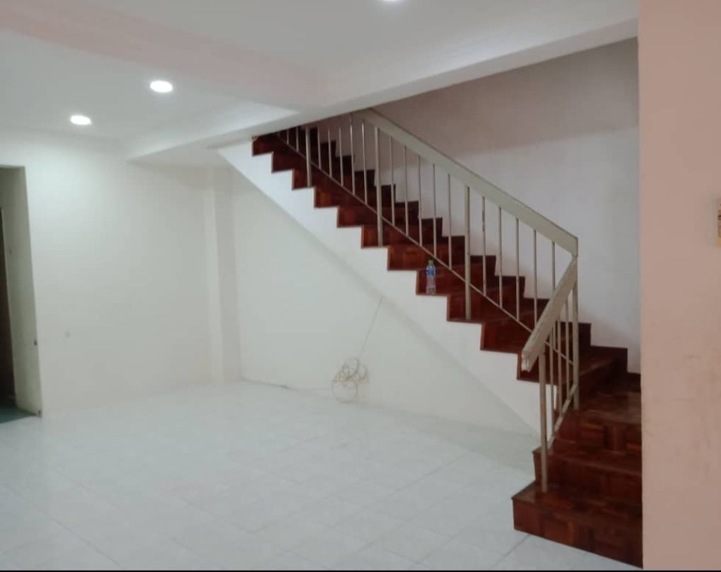 Open Facing Double Storey PUJ 2 Puncak Jalil - photo 1