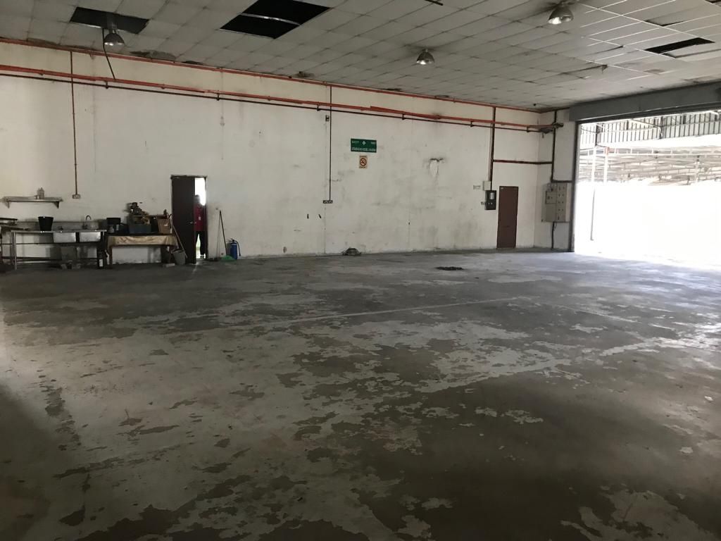 Bungalow Factory Taman Perindustrian Puchong - photo 3