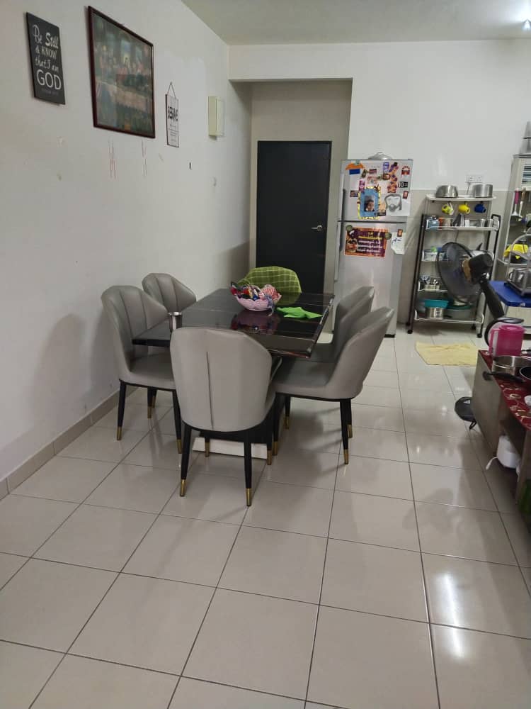 Bigger Size with Balcony  Suria Mewah Residensi
