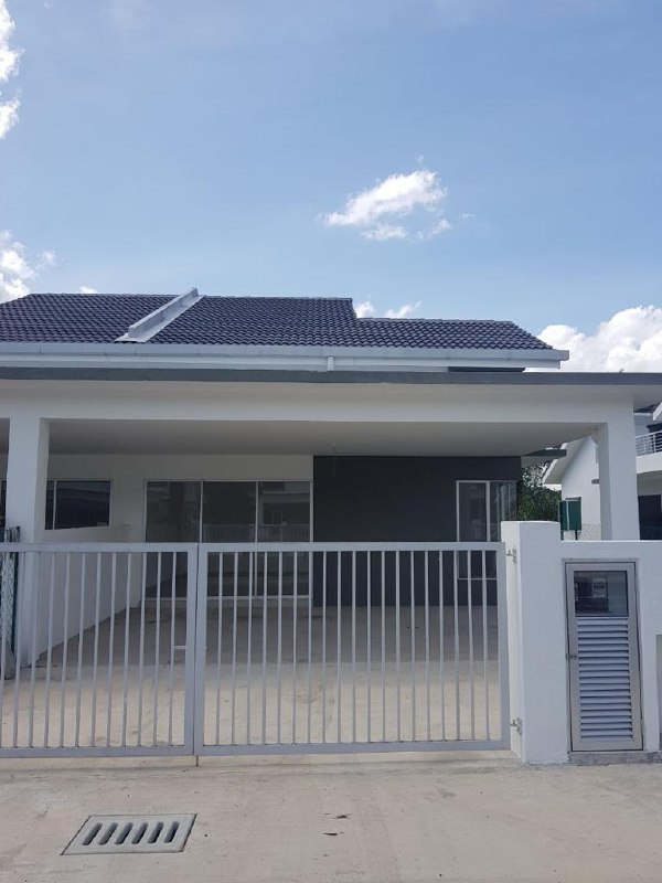 HARGA RUNTUH Semi D Taman Cempaka Sabak Bernam
