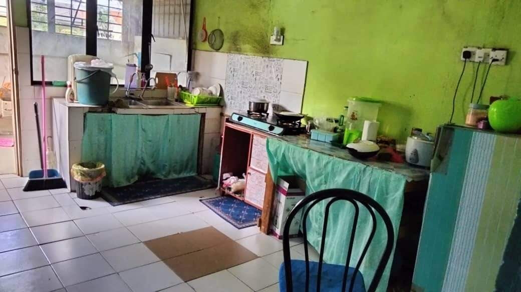 dijual rumah teres Setingkat Balok Makmur  - photo 12