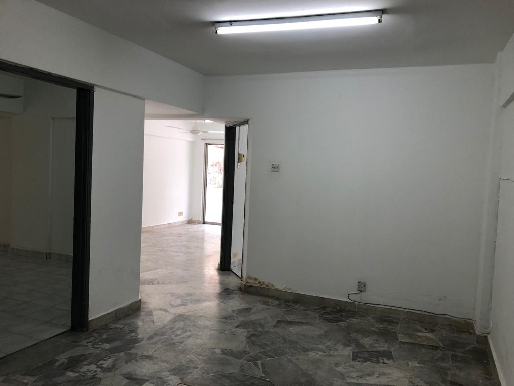 Makmur Apartment Bandar Sunway - photo 3