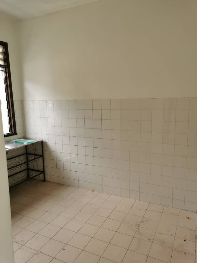 DOUBLE STOREY TERRACED HOUSE, TAMAN PUTRA PERDANA, PUCHONG, SELANGOR - photo 5